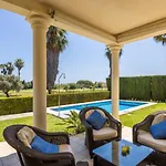 Lujo Olivanova Golf Met Villa Oliva