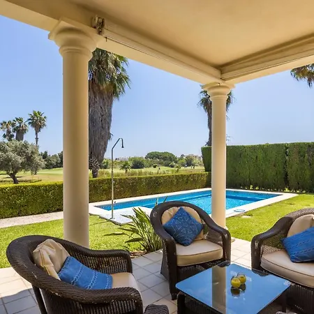 Lujo Olivanova Golf Met Villa Oliva